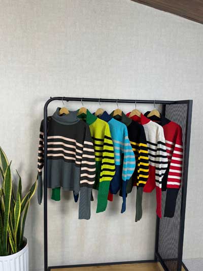 خرید بلوز بافت یقه شل